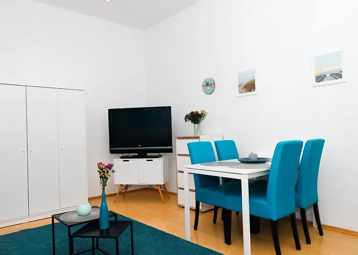 Cozy With Private Terrace * Viena